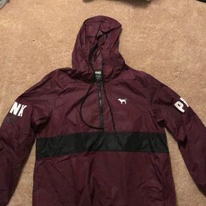Windbreaker/Rain jacket